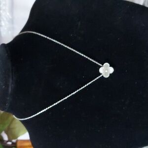 18kgp Clover Pendant Necklace